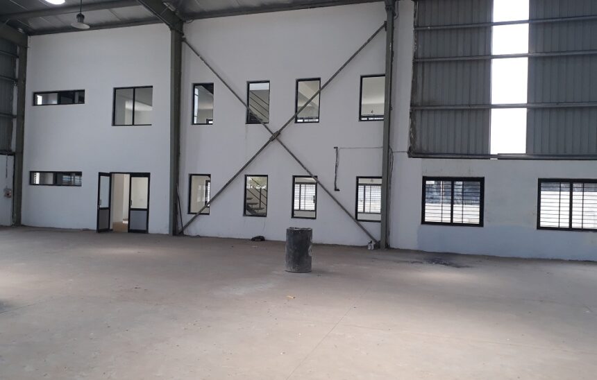 100000 Sq.ft Warehouse for Rent in Becharaji