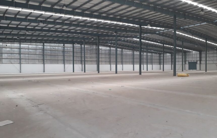 35000 Sq.ft Industrial Shed For Rent in Kheda