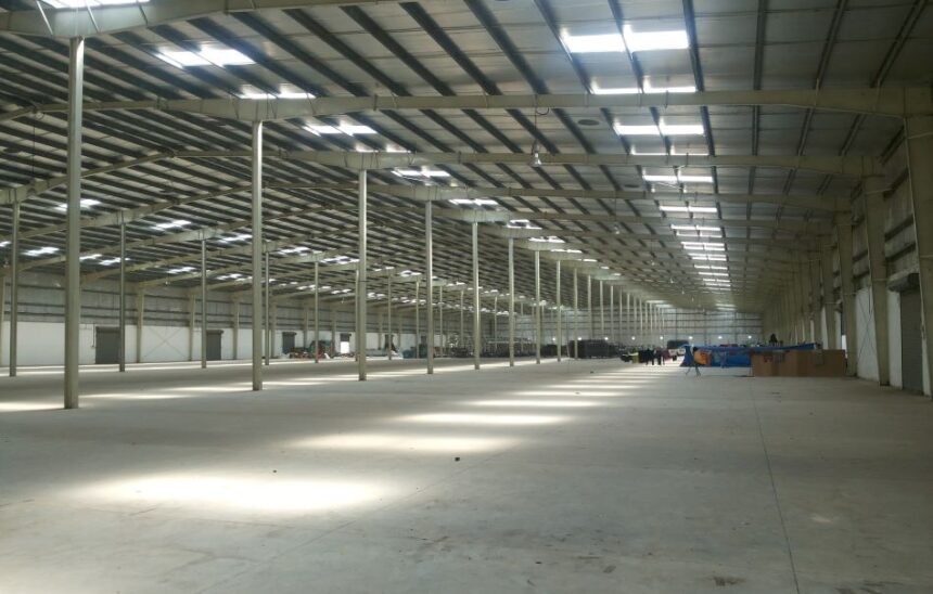220000 Sq.ft Warehouse For Rent in Kheda